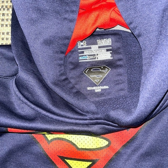 Under Armour Superman Hoodie - Picture 4 of 6
